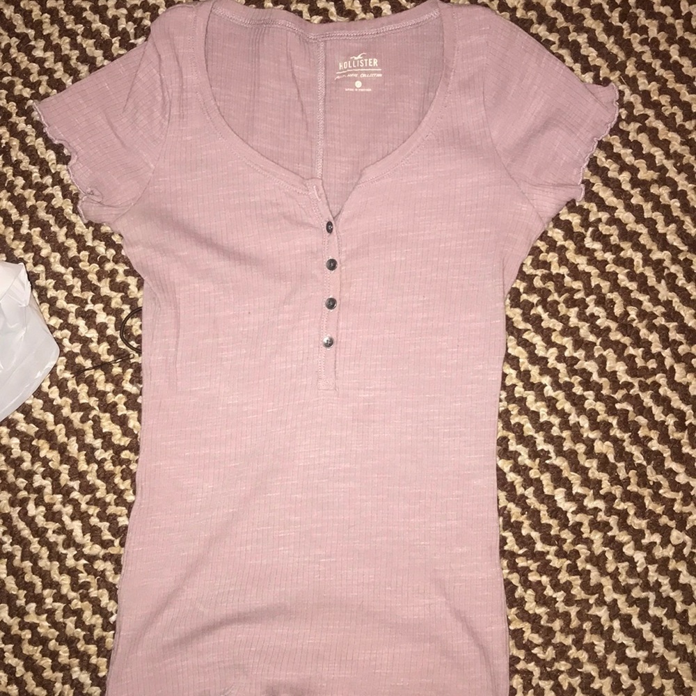 Hollister buttoned tee